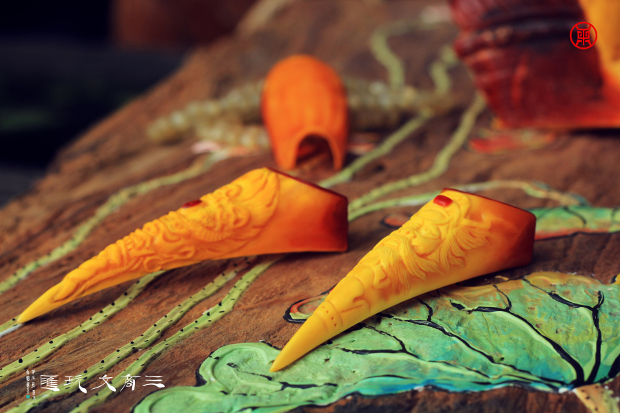 三商文玩汇-鹤顶红鸟嘴钟馗|静物|摄影|中国三道