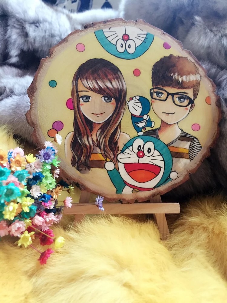 “绘梦工厂”动漫人物木板画|肖像漫画|动漫|心情素描i - 原创设计作品 - 站酷 (ZCOOL)