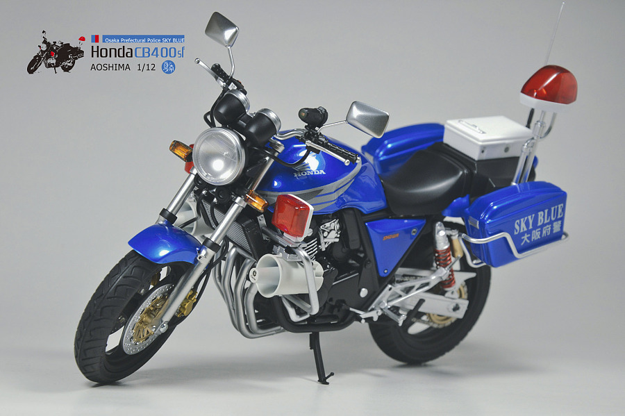 青岛社 1:12 本田CB400SF 大阪警用摩托|手办