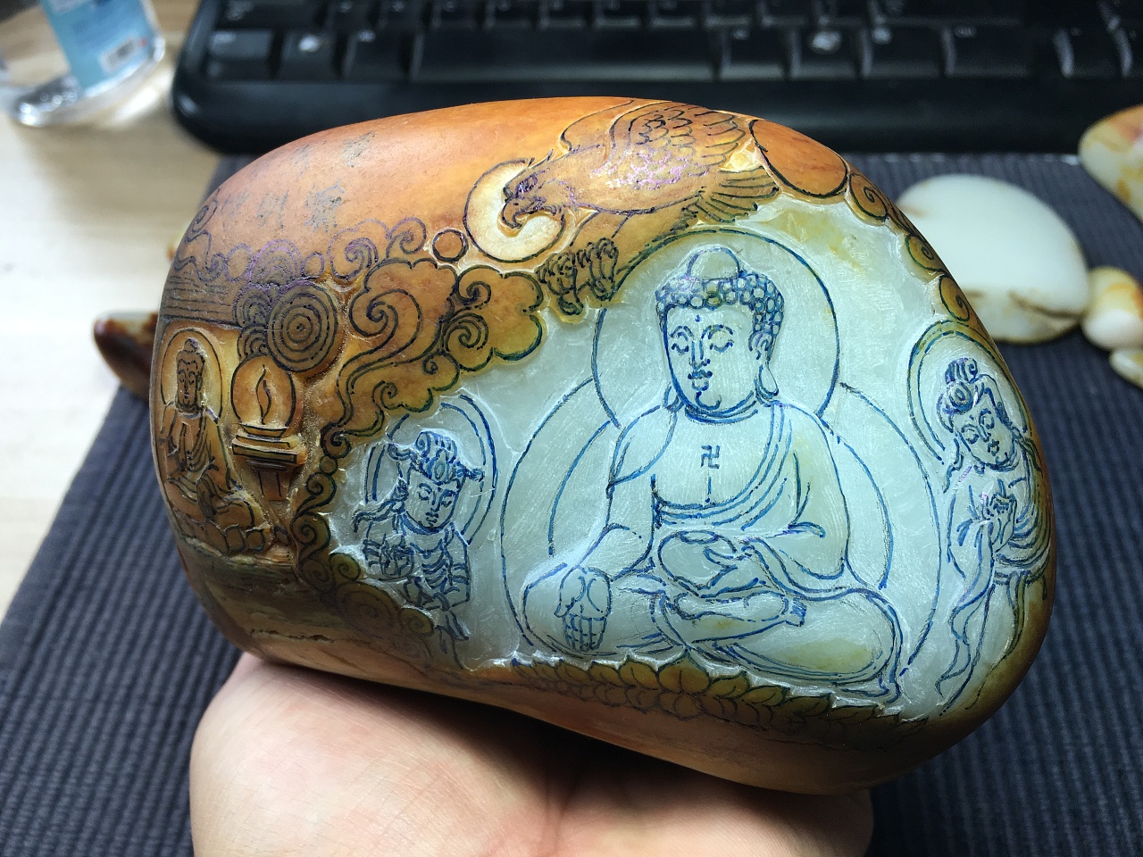 和田玉摆件万佛朝宗!