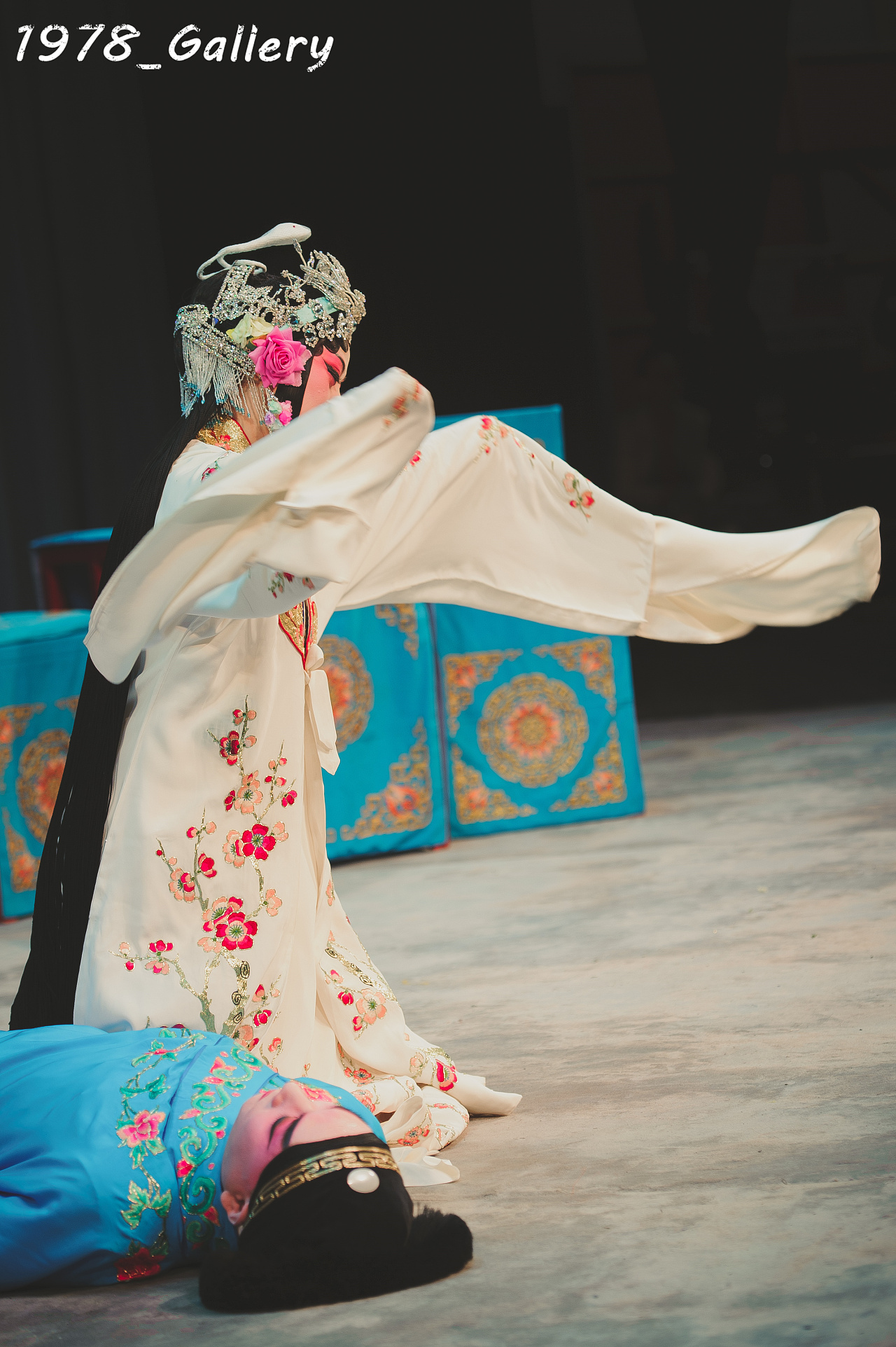 京剧白蛇传剧照_电影白蛇传_皮影戏白蛇传场景_京剧剧照摄影图片- 楚楚之家