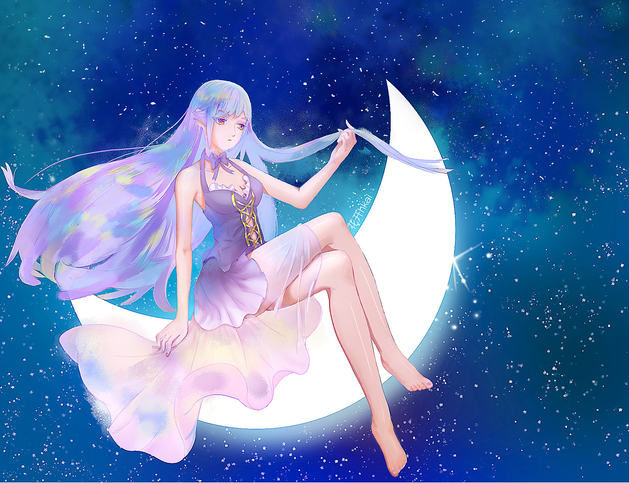 坐在月亮上的仙女