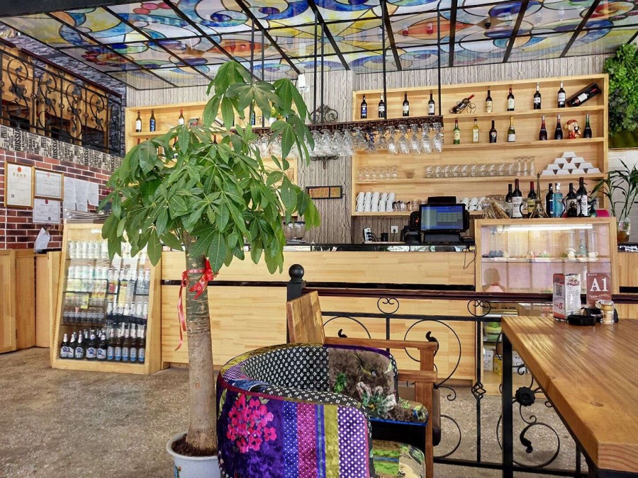 被宋仲基带火了的咖啡加盟店你造吗|室内设计