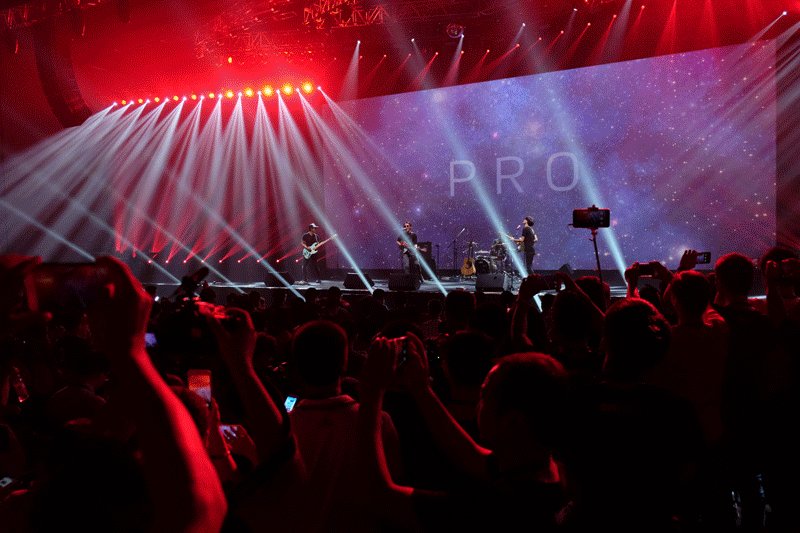 魅族pro5发布会动图集合,汪峰,逃跑计划和热情的魅友们!