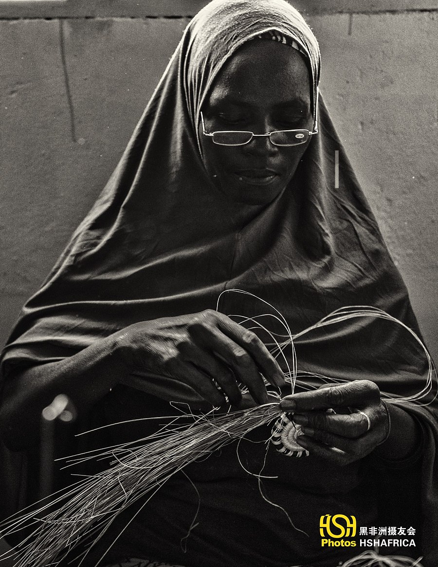 卢旺达国礼“草编筐”的编织技艺|纪实\/新闻|摄影|黑摄会_人在非洲 - 原创设计作品 - 站酷 (ZCOOL)