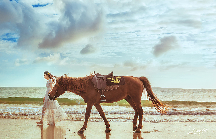 以梦为马,不负韶华 |人像|摄影|yetheh - 原创设计