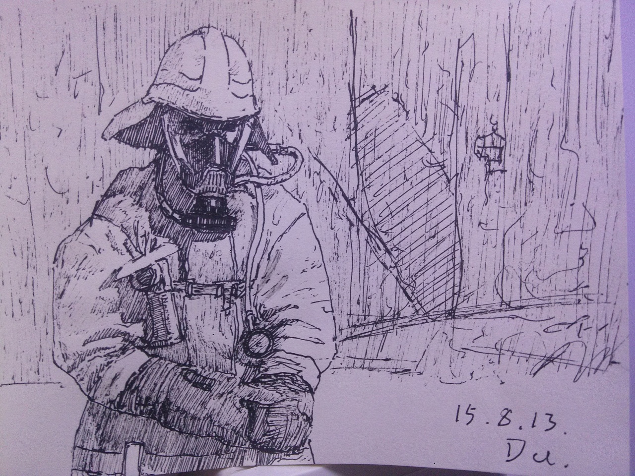 天津大火时悼念英勇的消防员