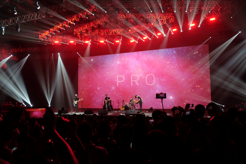 魅族pro5发布会动图集合,汪峰,逃跑计划和热情的魅友们!