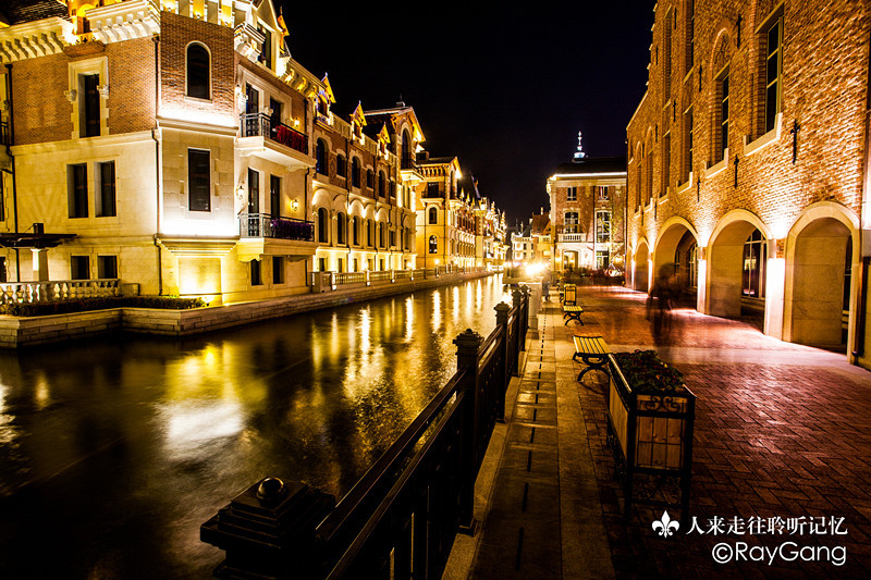 大连威尼斯水城夜景