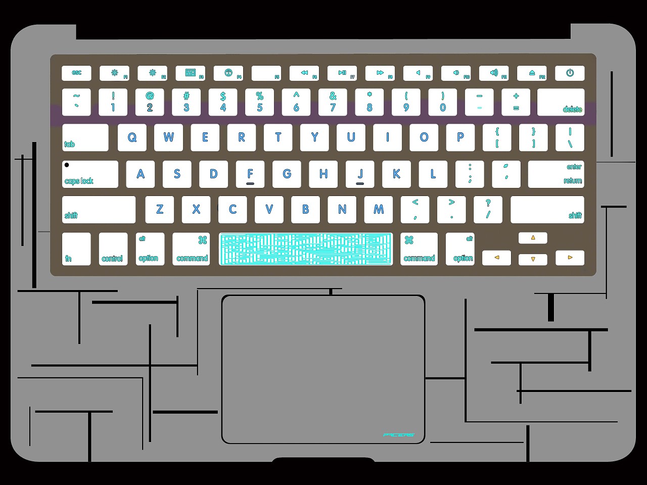 键盘为多变幻等  空格键上有一小迷宫