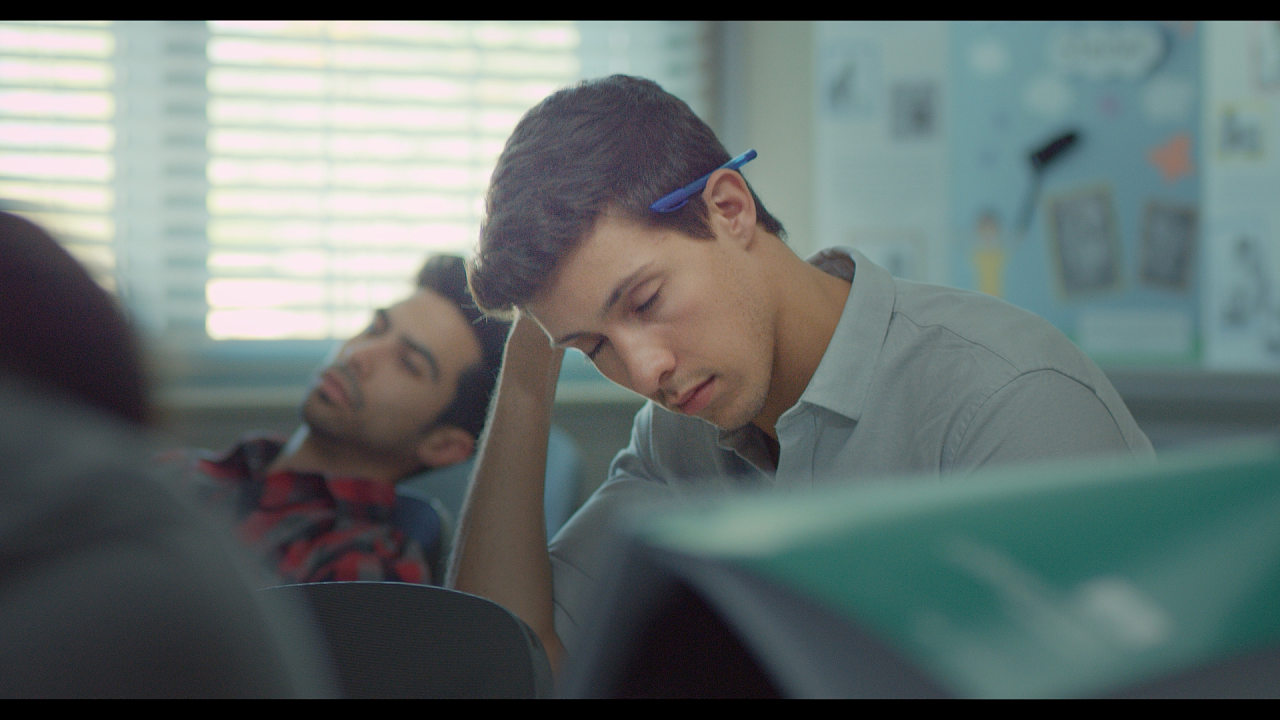 某手机广告的另一条调色作品截图(达芬奇调色)|影视|其他影视|Willgeng - 原创作品 - 站酷 (ZCOOL)