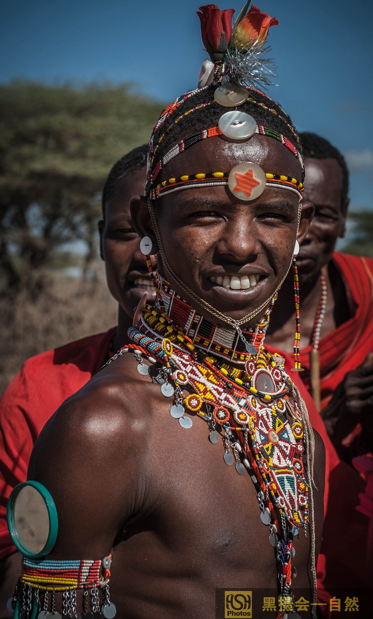 非洲的唇盘族为什么嘴上要镶盘子|穆尔西|埃塞俄比亚|盘族_新浪新闻