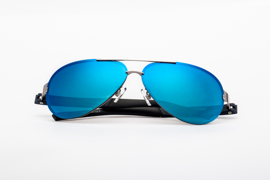 北京眼镜拍摄白底产品图高反光镜面眼镜拍摄|