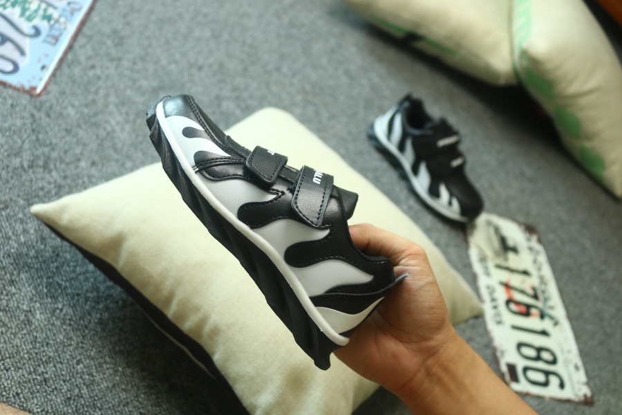 童鞋运动鞋休闲鞋静物摆拍 拍摄|产品|摄影|剑皇