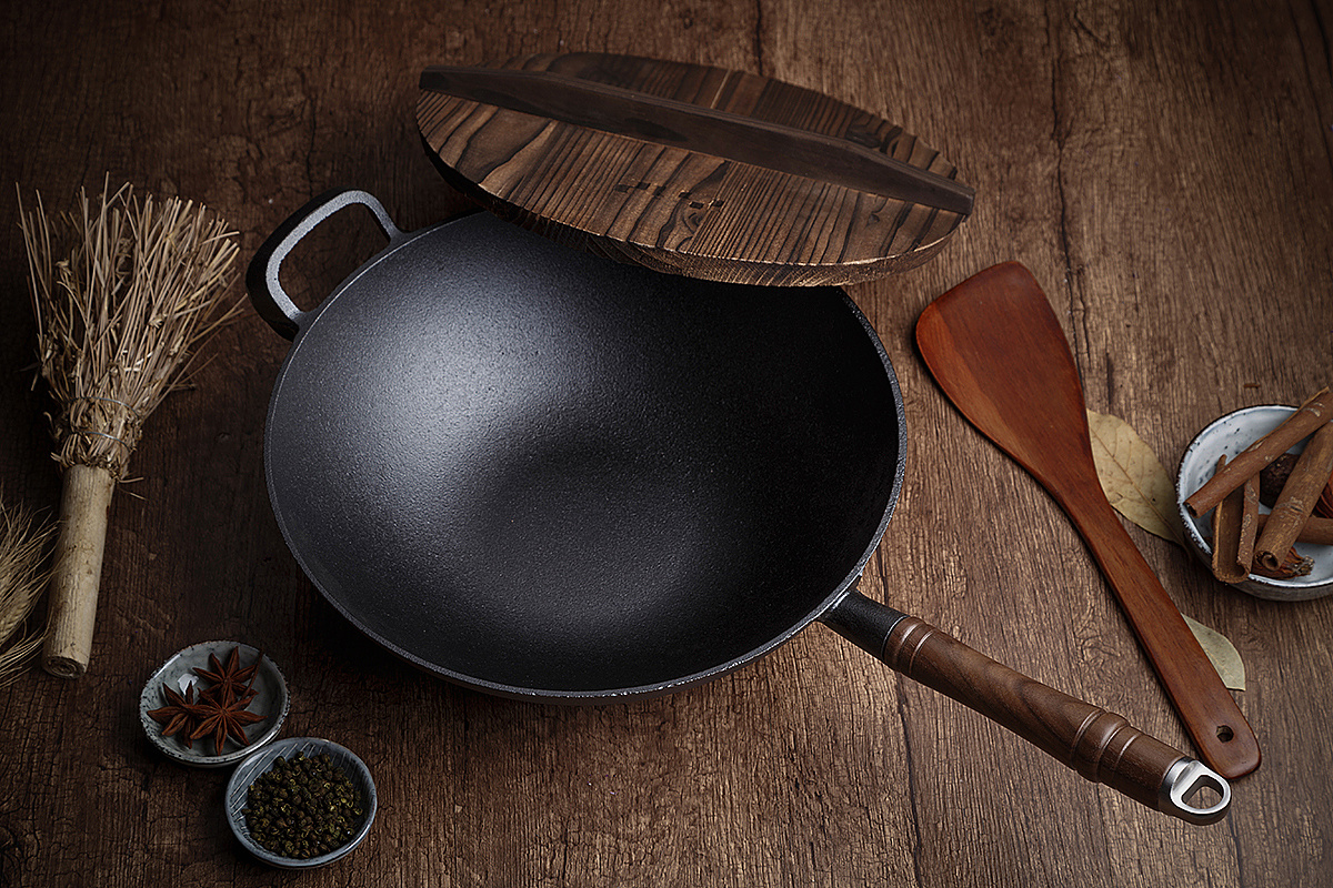 保定小姜淘宝摄影工作室 古记平底锅产品摄影|摄影|产品|姜子没有牙 - 原创作品 - 站酷 (ZCOOL)