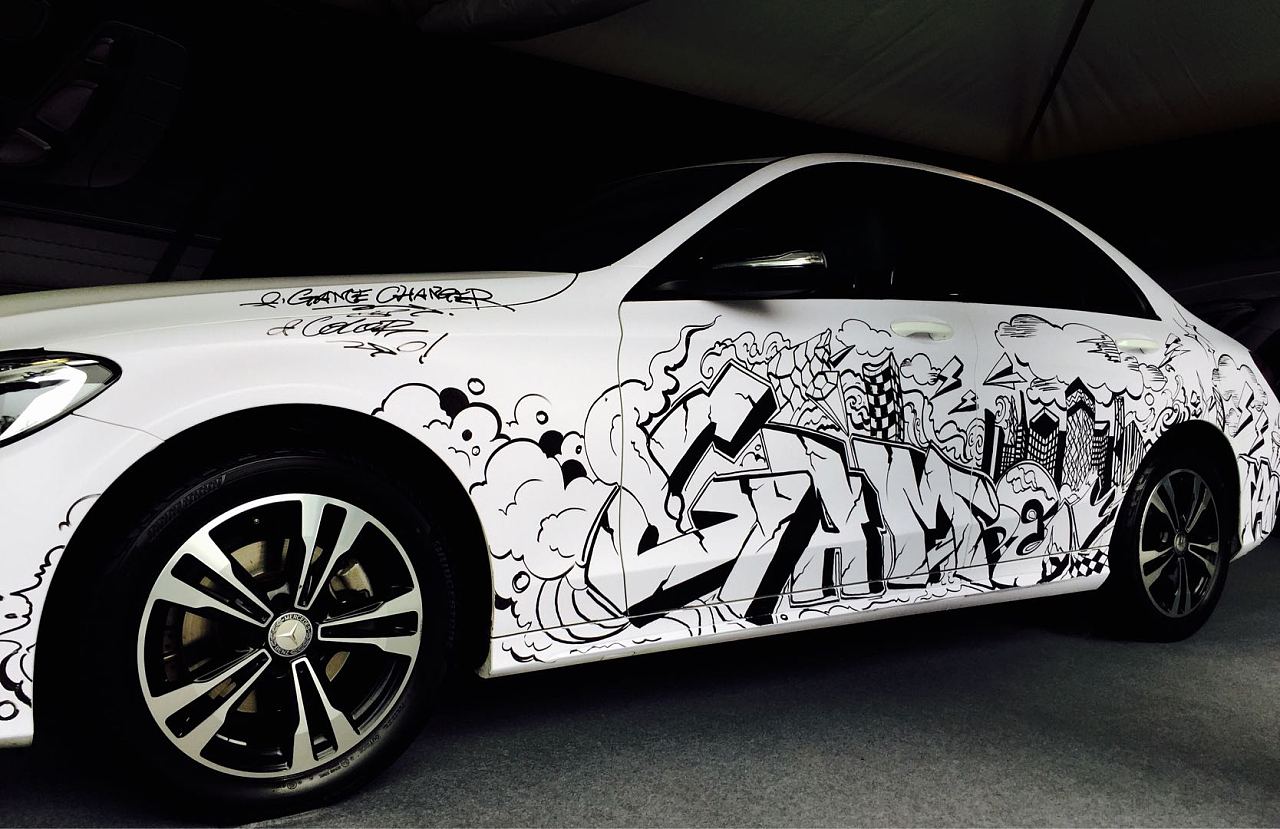 奔驰c200车身涂鸦绘制|插画|新锐潮流插画|孟彦卫 - 原创作品 - 站酷 (ZCOOL)