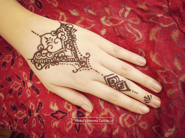 我的henna tattoo(海娜纹身)
