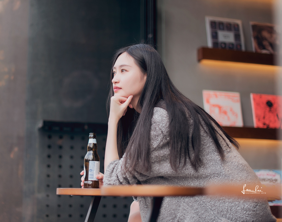 喜欢的歌,静静地听,喜欢的人,远远地看!|人像|摄