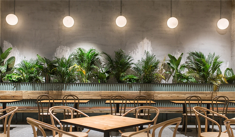 绿色植物环绕的泰式茶餐厅装修设计-郑州专业餐厅装修