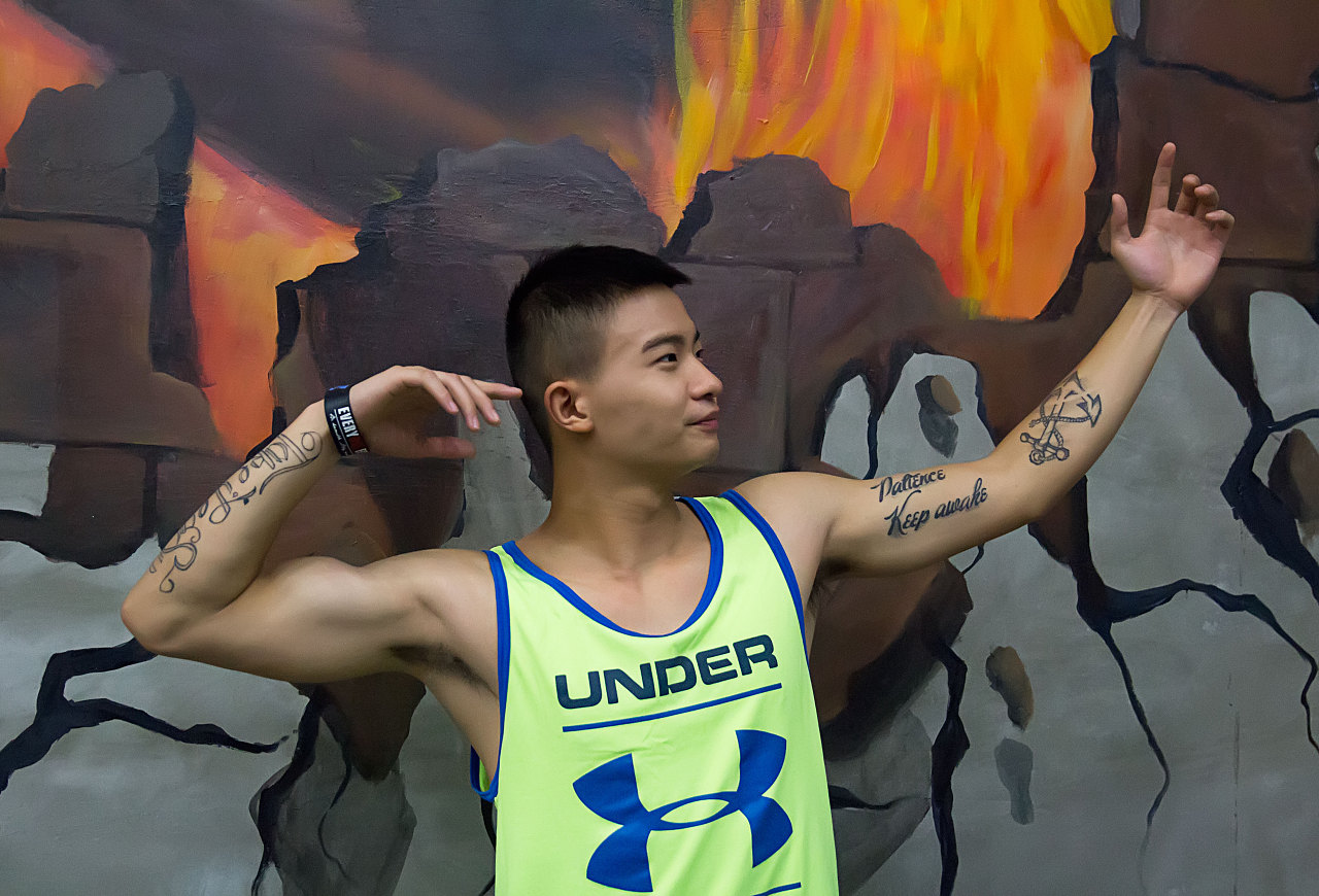 健身房教练|摄影|人像|摄影师青衣子莫 - 原创作