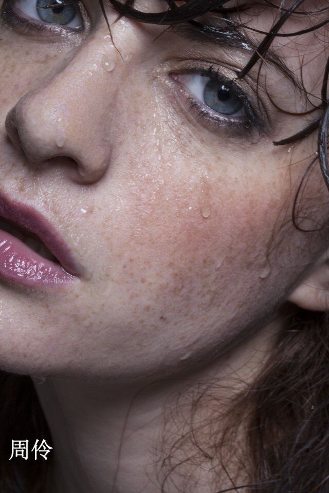 查看《第五期商业人像精修第三课》原图,原图尺寸:640x960