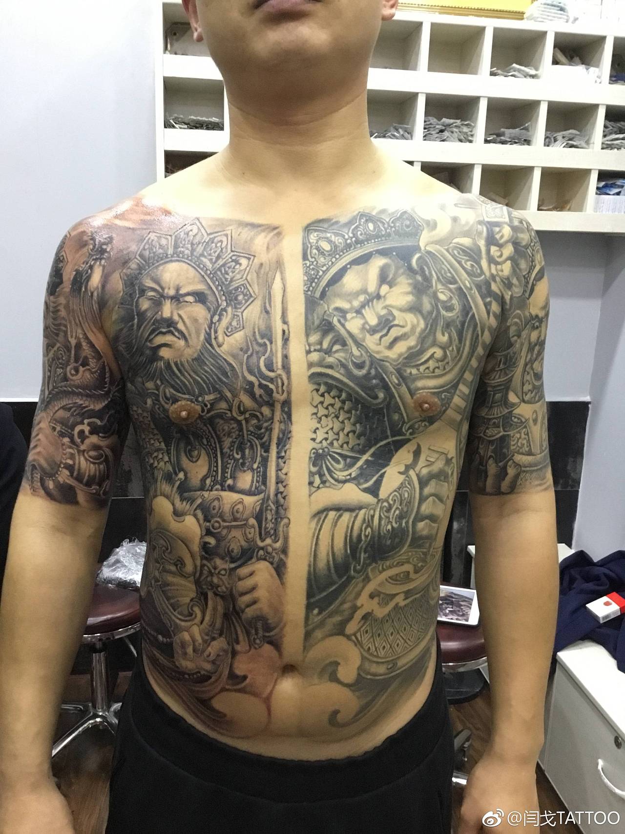 胸口双蛇盘上帝之眼纹身图案|纯艺术|其他艺创|杭州纹彩刺青纹身 - 原创作品 - 站酷 (ZCOOL)