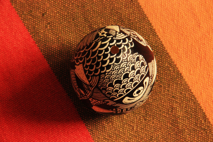 高源小手套的黑白插蛋|其他绘画|插画|高源小手