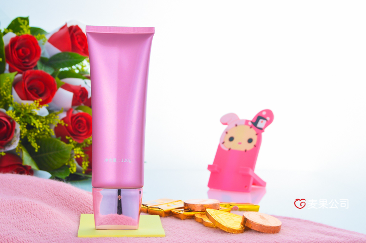 情人节送女朋友什么礼物好,为麦果公司美寄拍