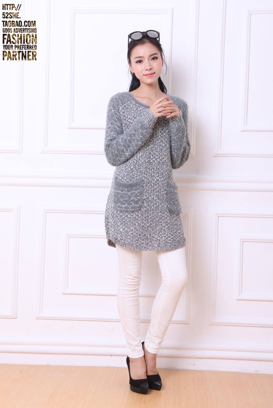 淘宝摄影模特拍摄室内 摄影服装毛衣外套女装