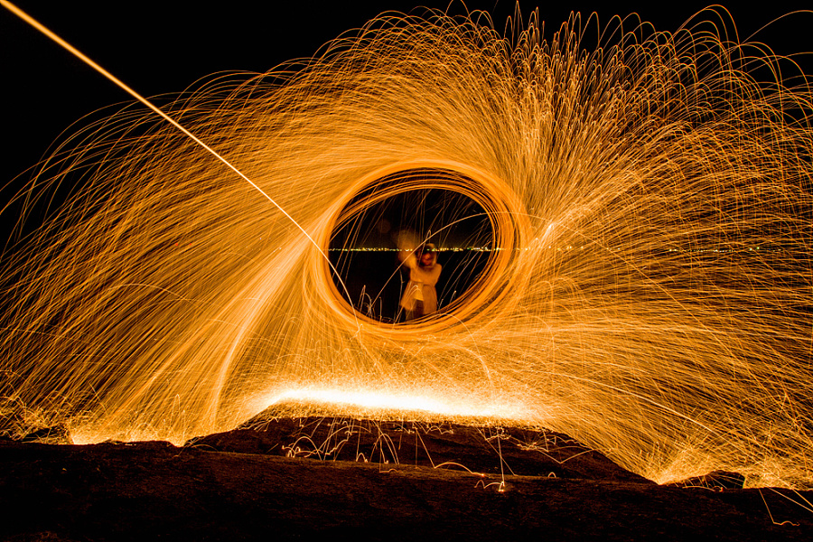 一场在海鸥岛的光绘(钢丝棉)|其他摄影|摄影|久木目 - 原创设计作品 - 站酷 (ZCOOL)