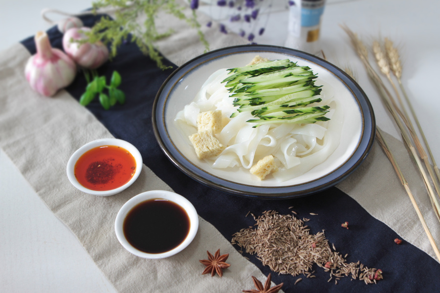 纯手工制作西安凉皮---凉皮先生|宠物\/动物|摄影