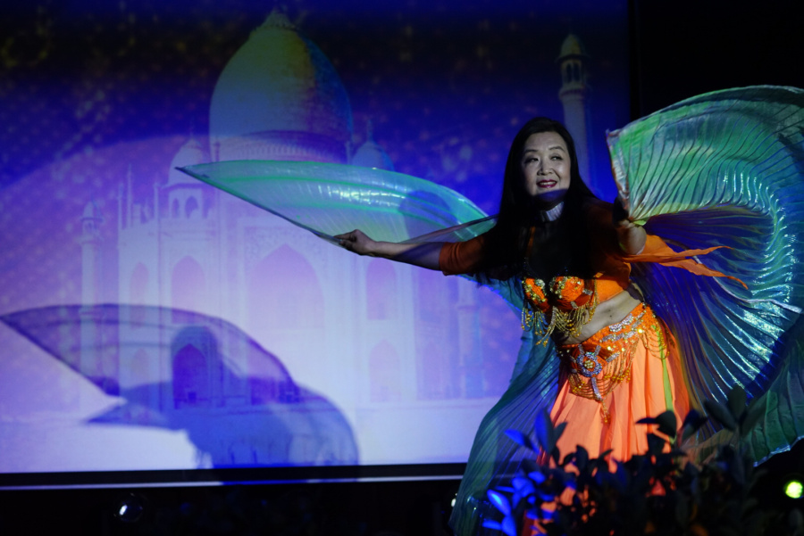 年复一年,注定有那么一群人追逐光明的人会灿