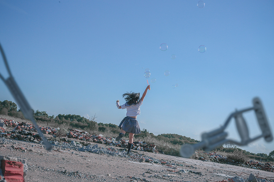 伤痛里成长的旧时光|人像|摄影|扑棱扑棱大蛾子