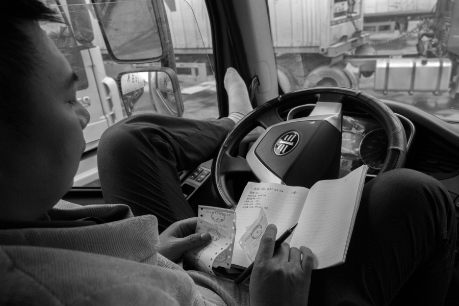我眼中的长途货运司机|纪实\/新闻|摄影|花花花机