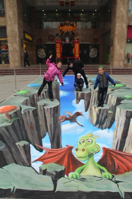 兰州市东欧国际儿童商城3d街头立体画展示-北京金盛博创专业3d画团队