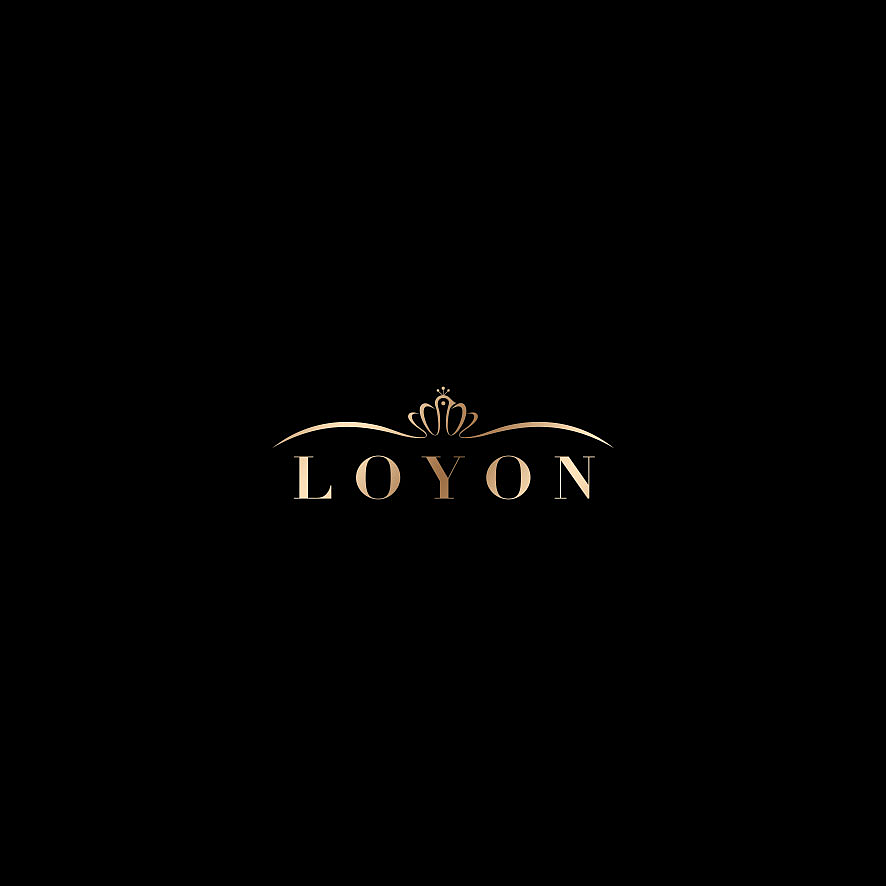 高端女性服装"loyon劳通"logo设计- loyon
