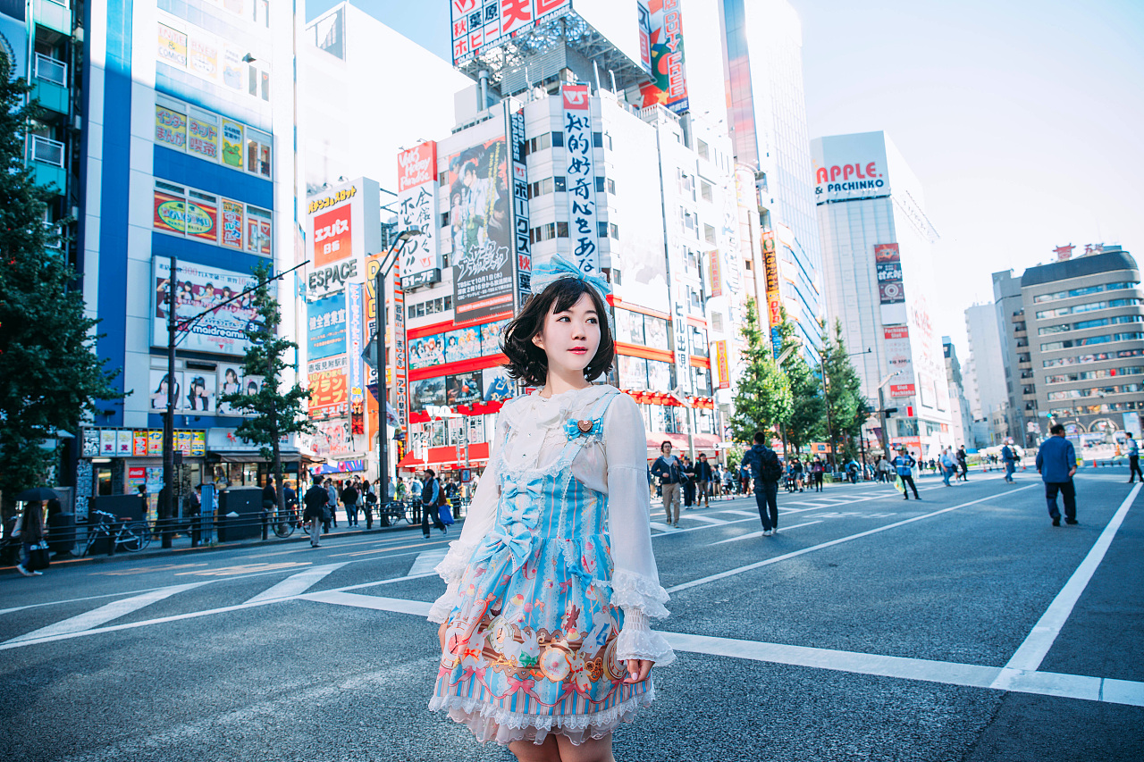 日本旅拍--带着洛丽塔去秋叶原|摄影|人像|吉山映画 - 原创作品 - 站酷 (ZCOOL)