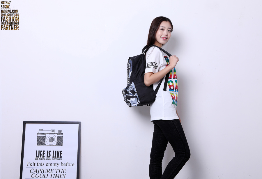 双肩包拍摄 旅行背包真皮休闲双肩包女韩版潮