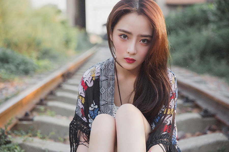 竹马难骑高冷总裁青梅妻_耽美受是高冷总裁_冰山受被弄哭耽美