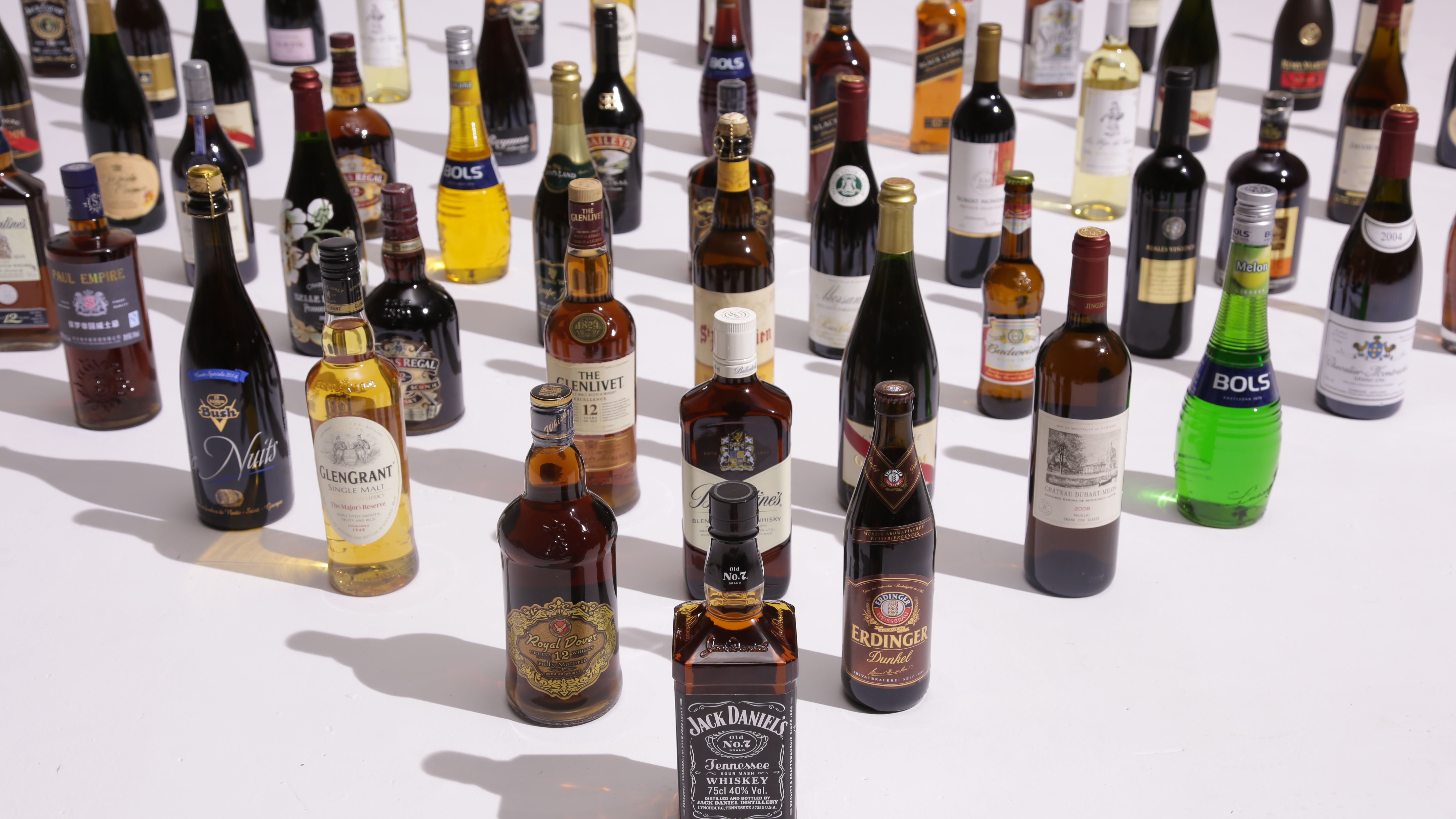 天猫酒水节官方宣传片「为遇见干一杯」项目整理|网页|电商|linchen_ox - 原创作品 - 站酷 (ZCOOL)