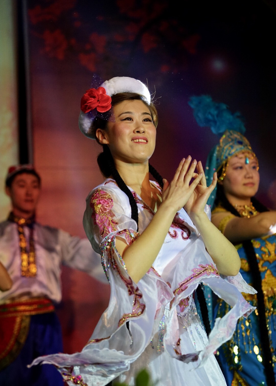 年复一年,注定有那么一群人追逐光明的人会灿