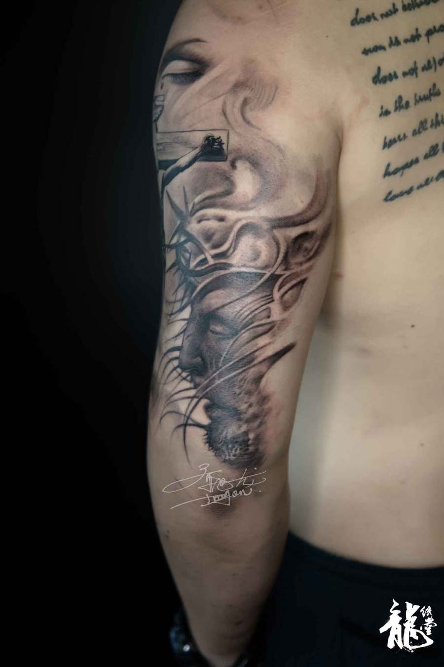 大臂耶稣十字架拼接写实纹身|手办\/原型|手工艺