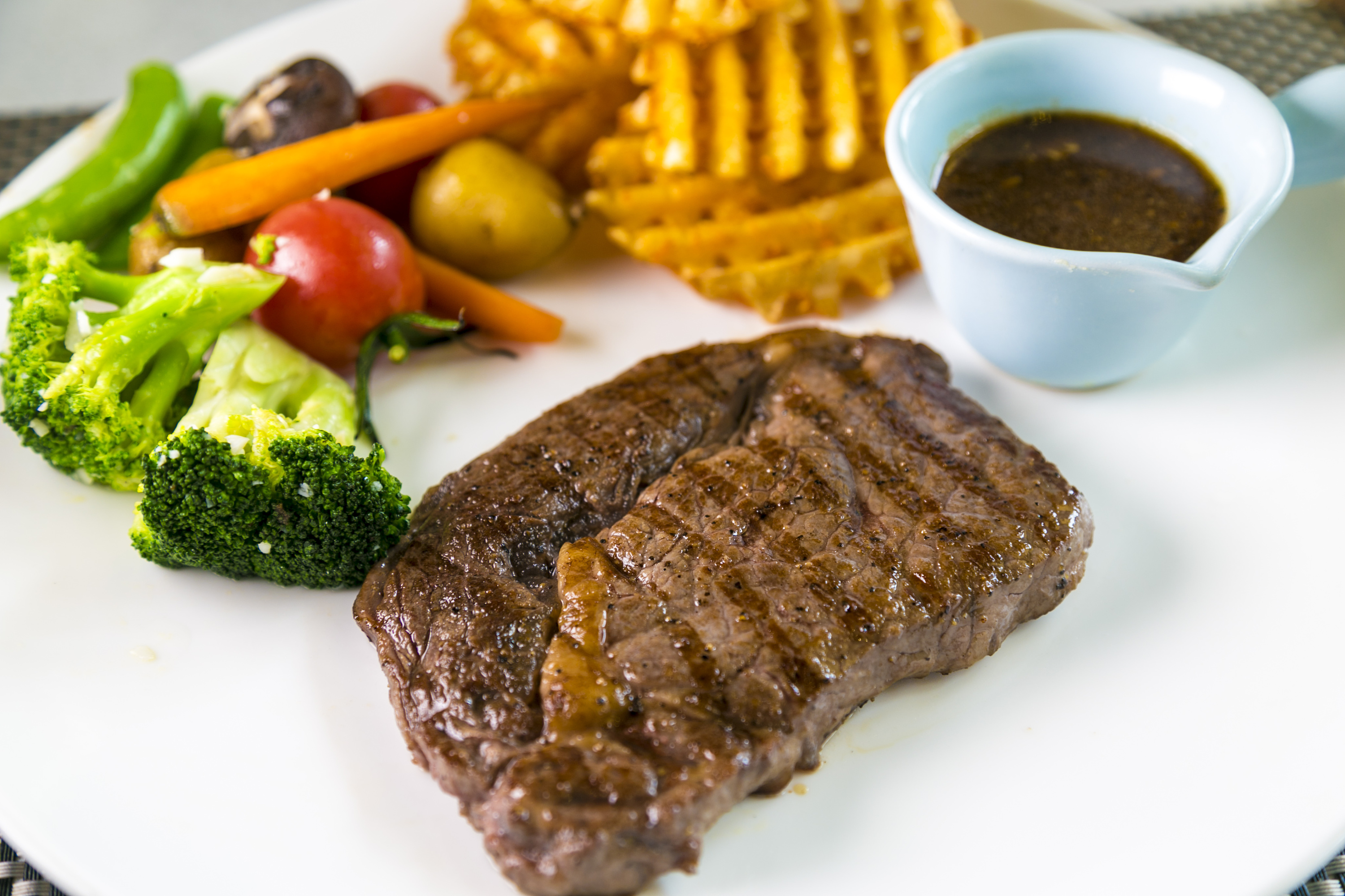 牛排餐厅探店摄影|摄影|产品|王小波哈哈哈 - 原创作品 - 站酷 (ZCOOL)