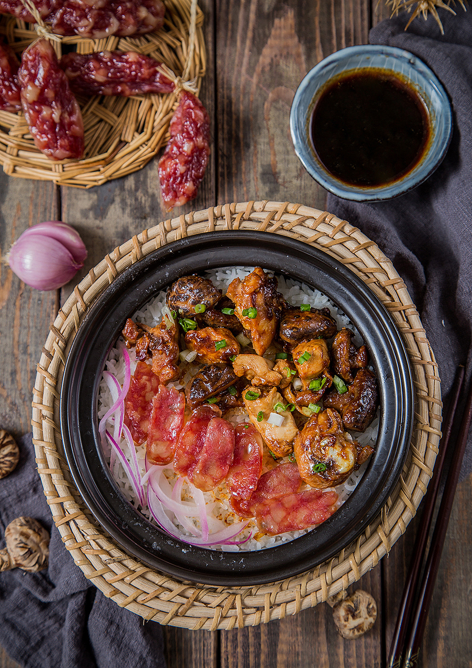 脸上长痤疮能吃煲仔饭吗