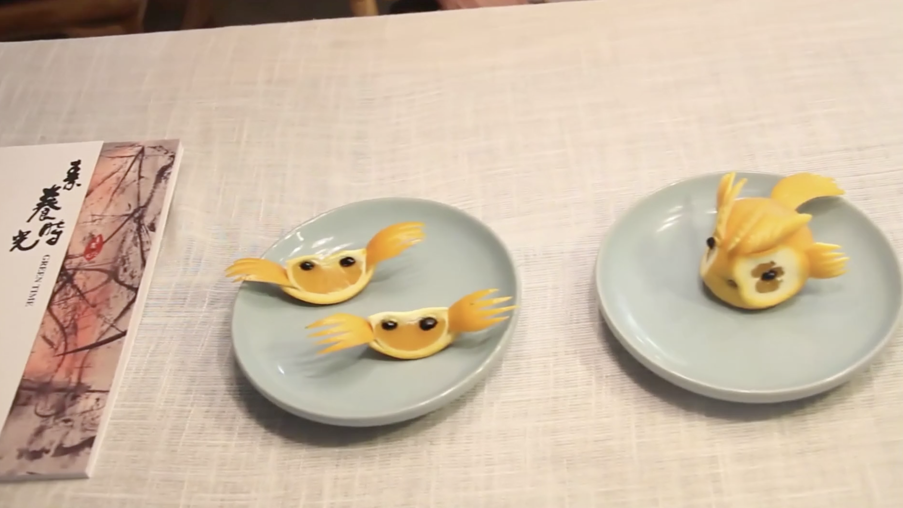 食养频道创意水果 第一季 螃蟹爱上金鱼