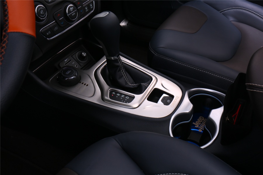 汽车内饰件不锈钢件,ABS哑光件拍摄经验分享