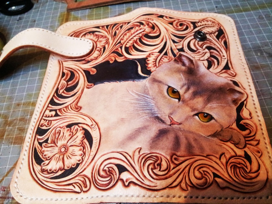 可爱折耳猫咪彩绘雕刻钱包|皮艺|手工艺|孟璐璐
