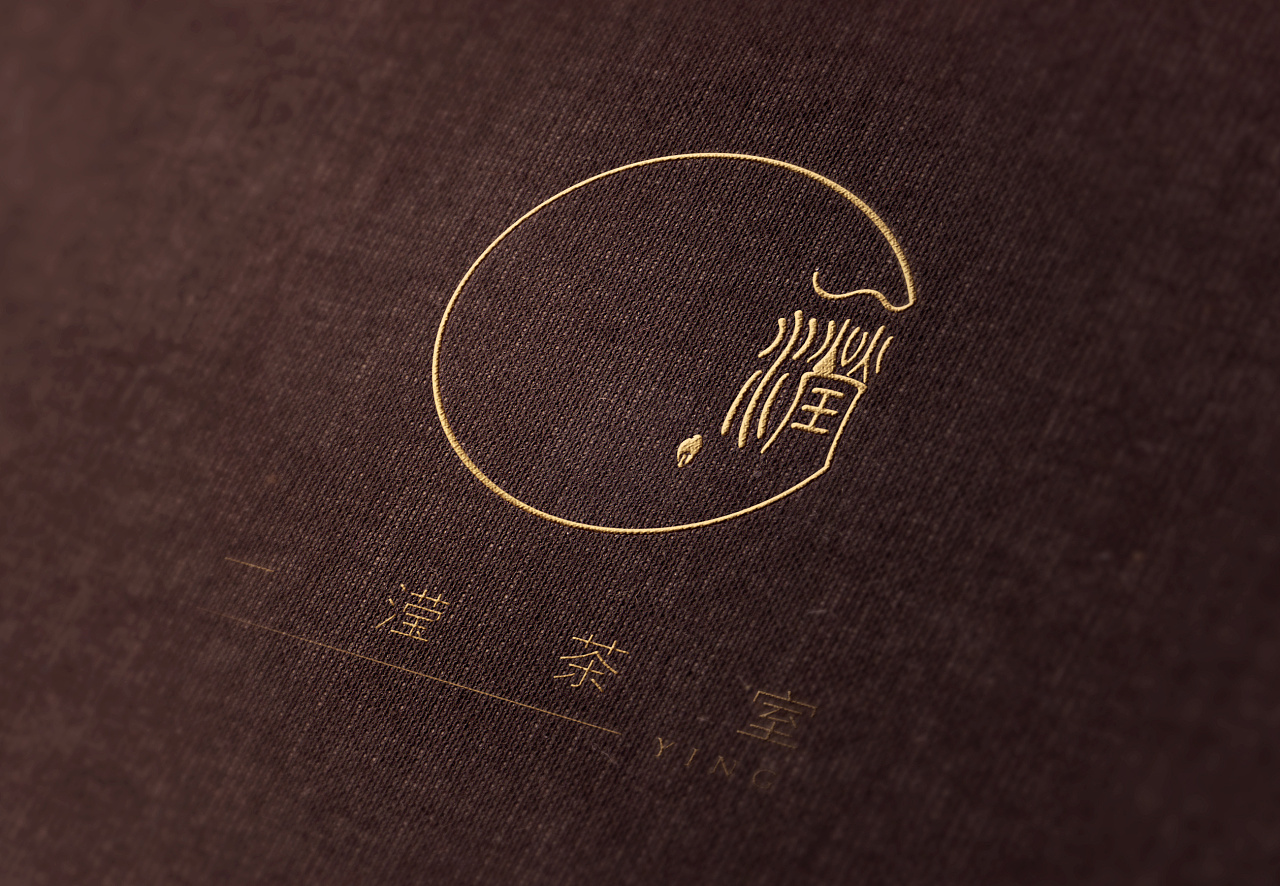 在字体确定的基础上修改细节 再加上辅助图形 古风韵味的logo 制作了