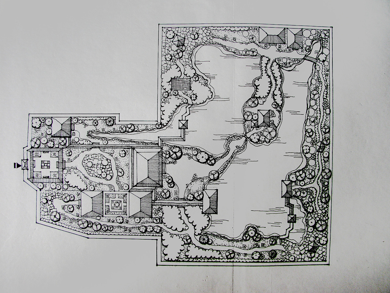 中国古典园林平面图和立面图设计线稿. 画在一本册子上面的.