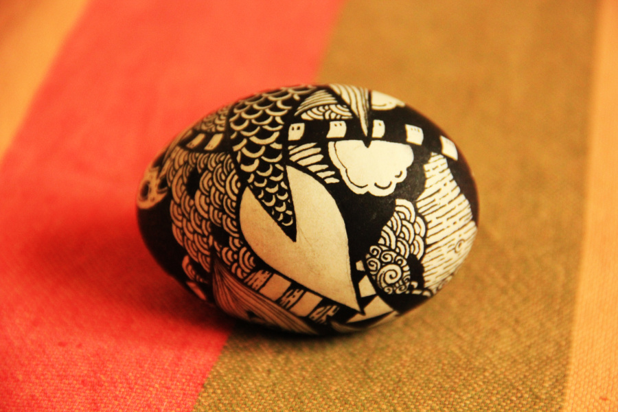 高源小手套的黑白插蛋|其他绘画|插画|高源小手